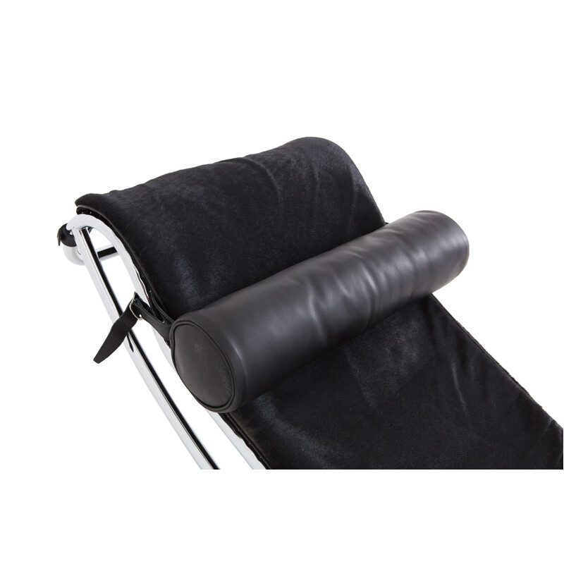 Black LC4 lounge chair by Le Corbusier for Cassina