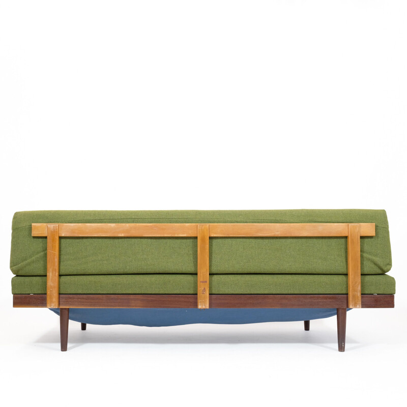 Vintage green daybed in teak