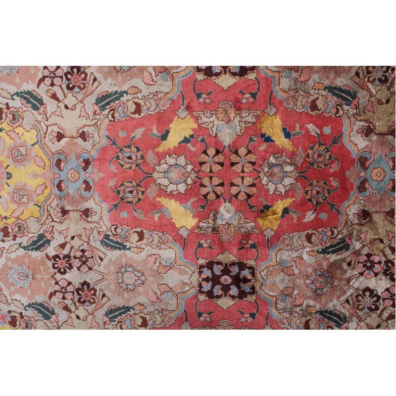 Vintage Indian "Agra" carpet in wool and silk