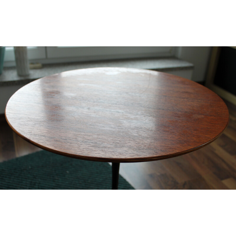 Vintage Tulip side table by Eero Saarinen for Knoll International