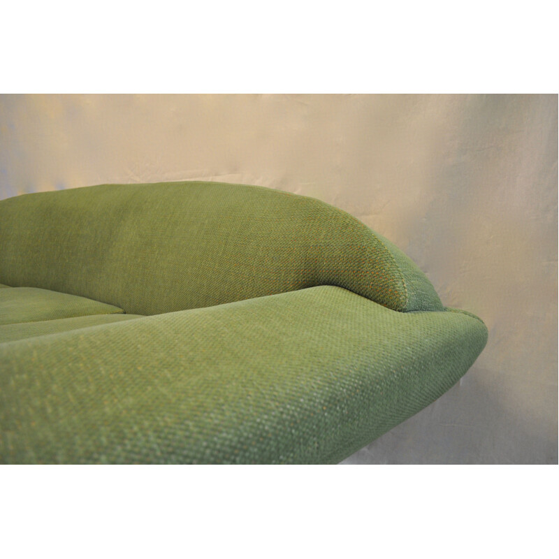Canapé 3 places vintage vert "Capri" par Johannes Andersen pour Trensum