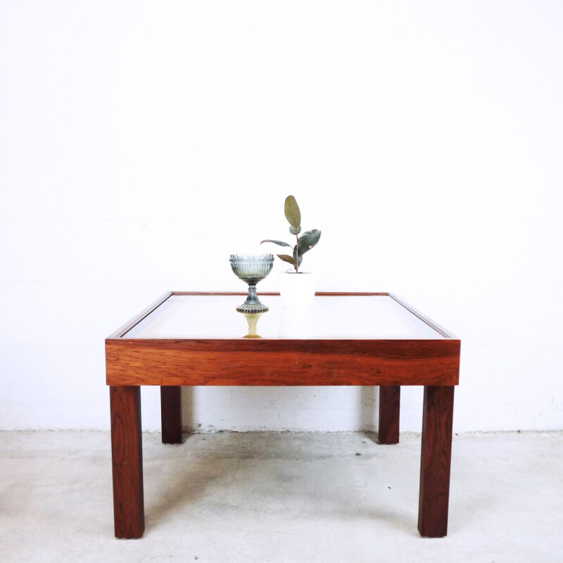 Mesa de café Vintage rosewood, Suécia 1970