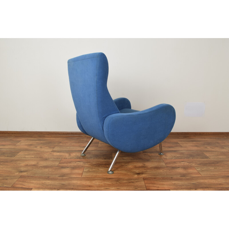 Vintage Italian armchair in blue fabric