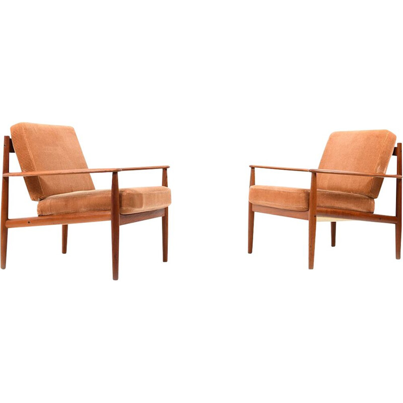 Set of 2 vintage armchairs model 118 by Grete Jalk