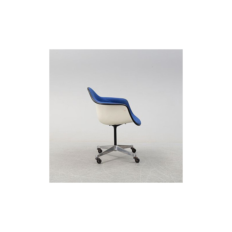 Vintage DAR armchair by Charles and Ray Eames in blue fabric