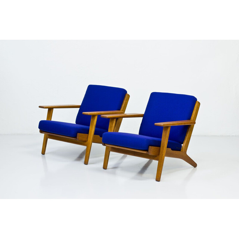 Set of 2 vintage armchairs GE-290 by Hans Wegner for Getama