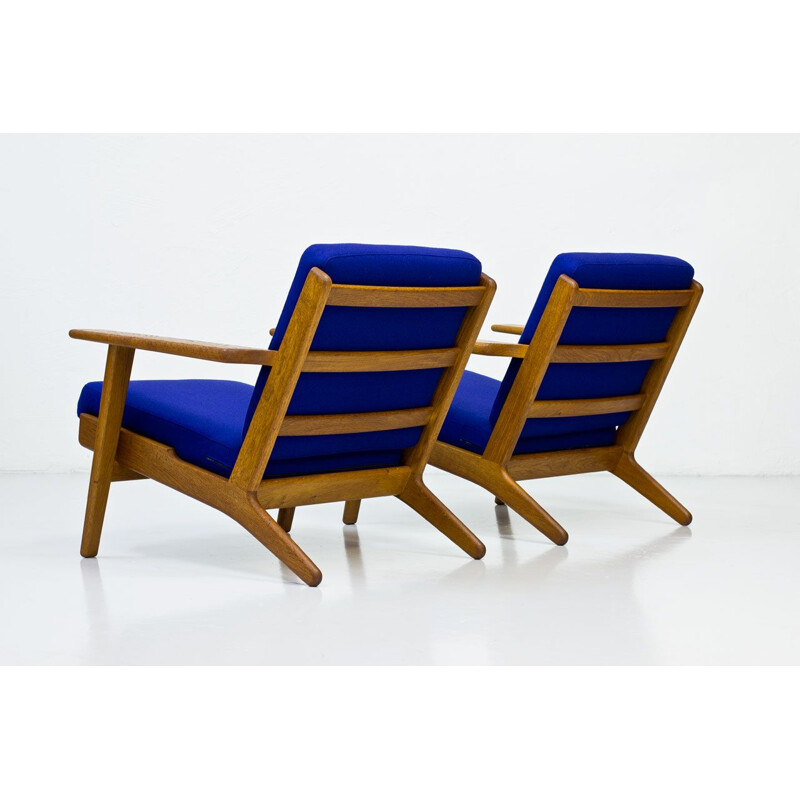 Set of 2 vintage armchairs GE-290 by Hans Wegner for Getama