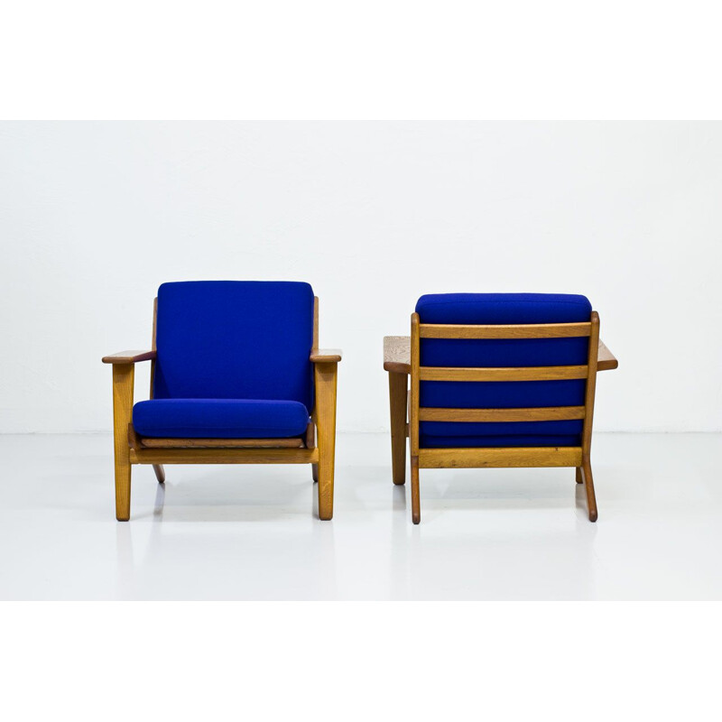 Set of 2 vintage armchairs GE-290 by Hans Wegner for Getama