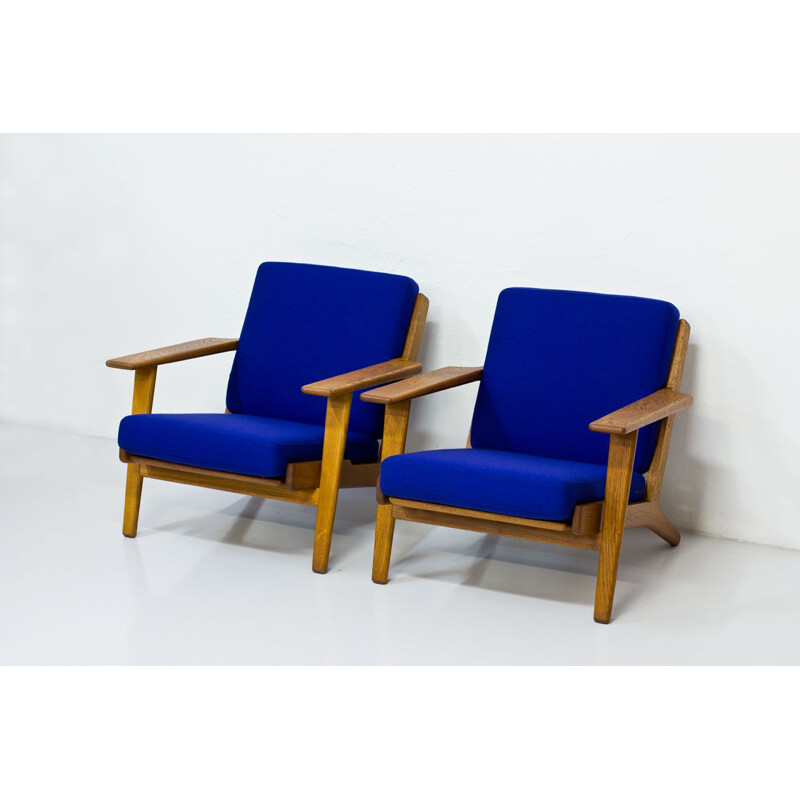 Set of 2 vintage armchairs GE-290 by Hans Wegner for Getama