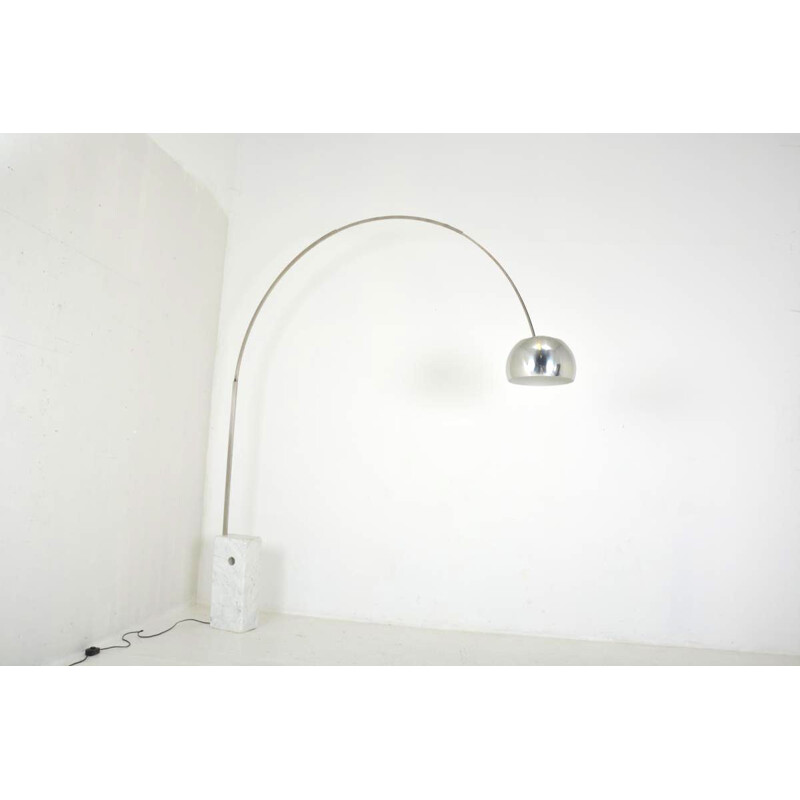 Vintage floor lamp Arco by Achille Castiglioni and Pier Giacomo Castiglioni