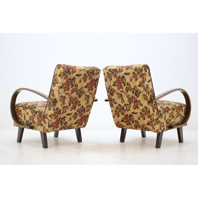 Set of 2 armchairs in fabric by Jindřich Halabala