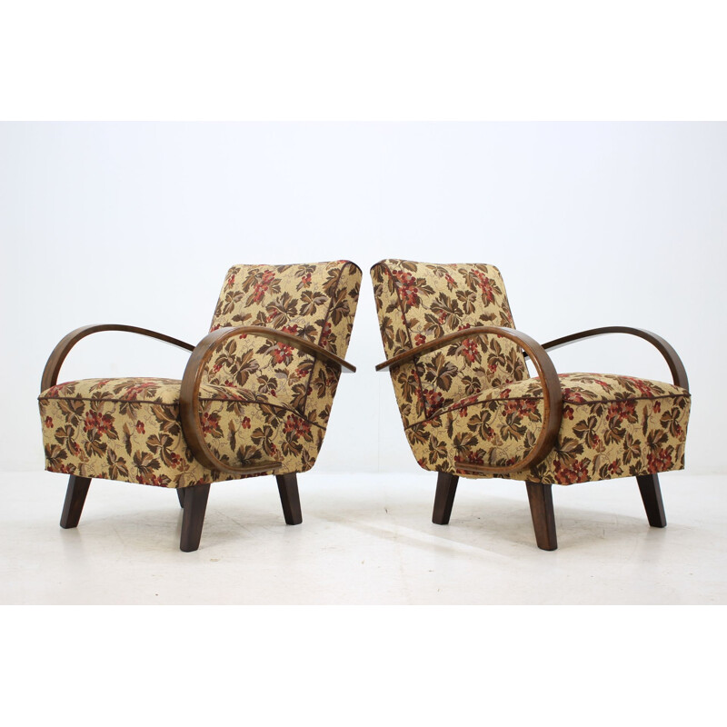 Set of 2 armchairs in fabric by Jindřich Halabala