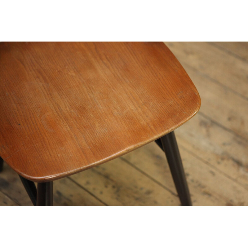 Vintage brown chair in teak