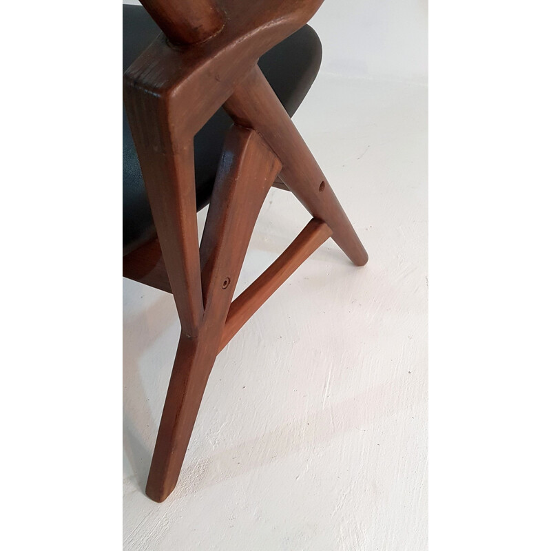 Vintage teak and leatherette chair by Hans Wegner