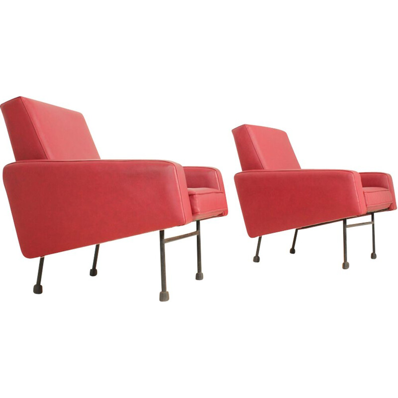 Pair of vintage G10 armchairs for Airbone in red vynil and metal