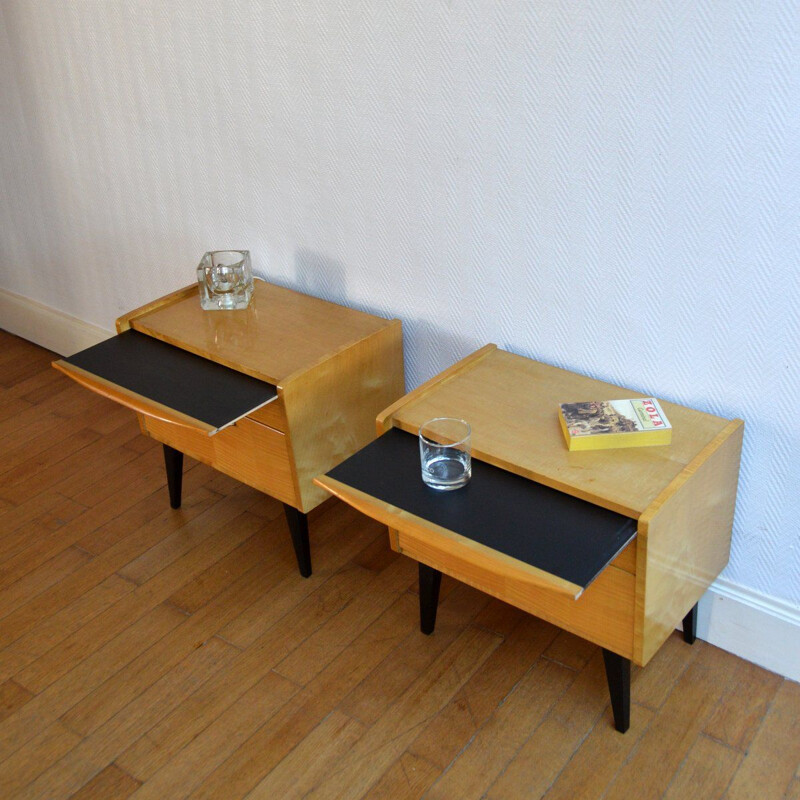 Suite de 2 tables de chevet vintage scandinaves avec tablette coulissante