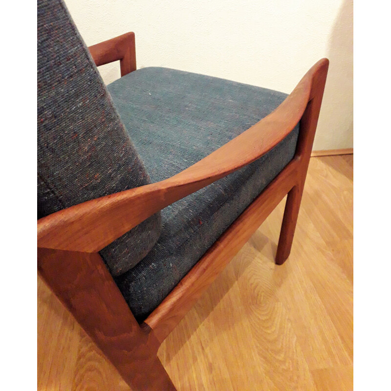 Pair of vintage scandinavian armchairs for Eilersen in teak