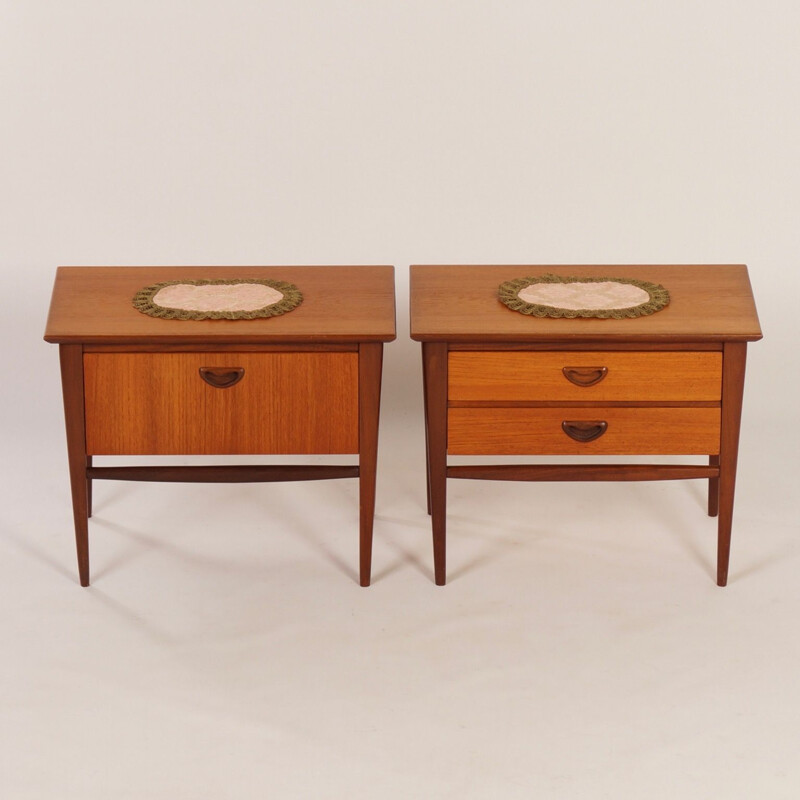 Set of 2 vintage teak Nightstands by Louis van Teeffelen for Wébé