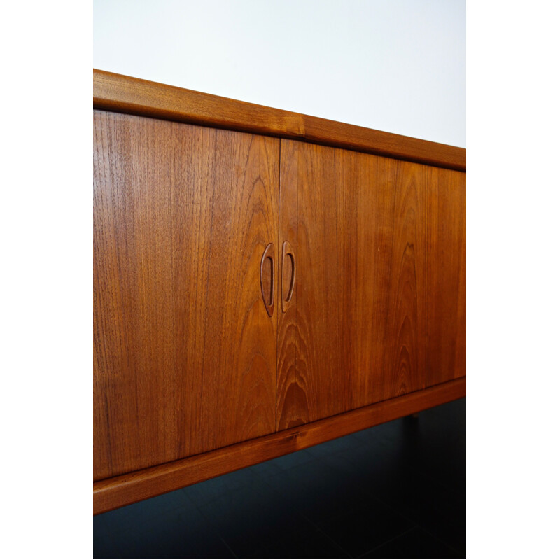 Vintage scandinavian sideboard by Hans Peter Hansen for Skive Møbelfabrik