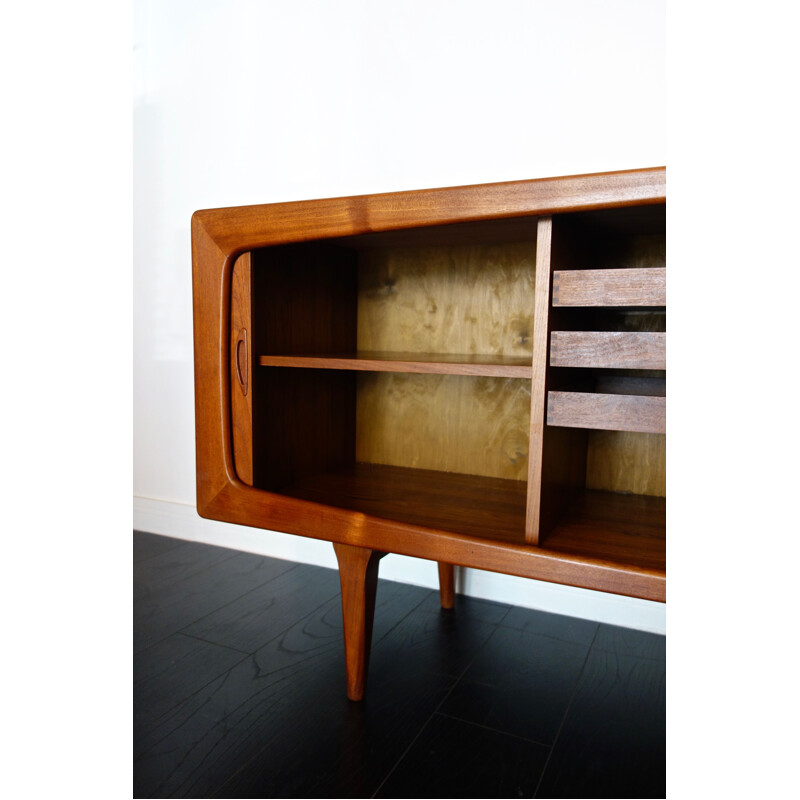 Vintage scandinavian sideboard by Hans Peter Hansen for Skive Møbelfabrik