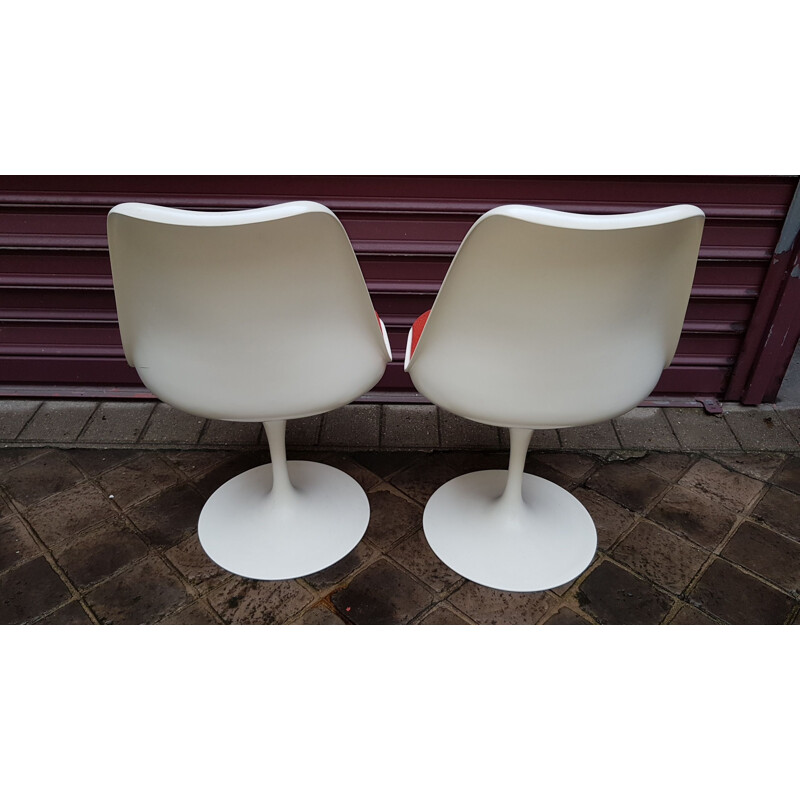 Suite de 2 chaises vintage "Tulipe" par Eero Saarinen pour Knoll International