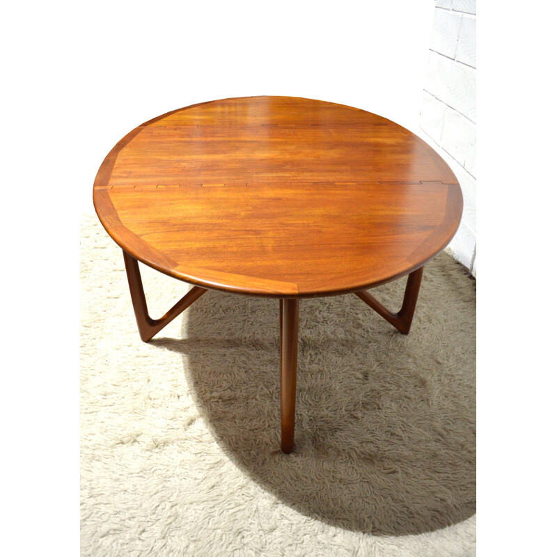 Scandinavian dining table in teak, Kurt OSTERVIG - 1950s