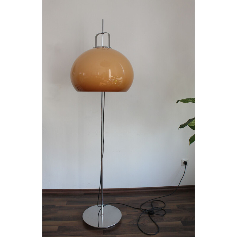 Lampadaire vintage italien par Harvey Guzzini