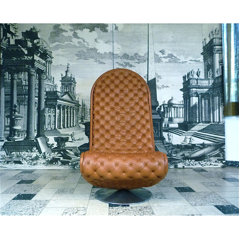 Vintage lounge chair model F De Luxe in tufted leather by Verner Panton for Fritz Hansen