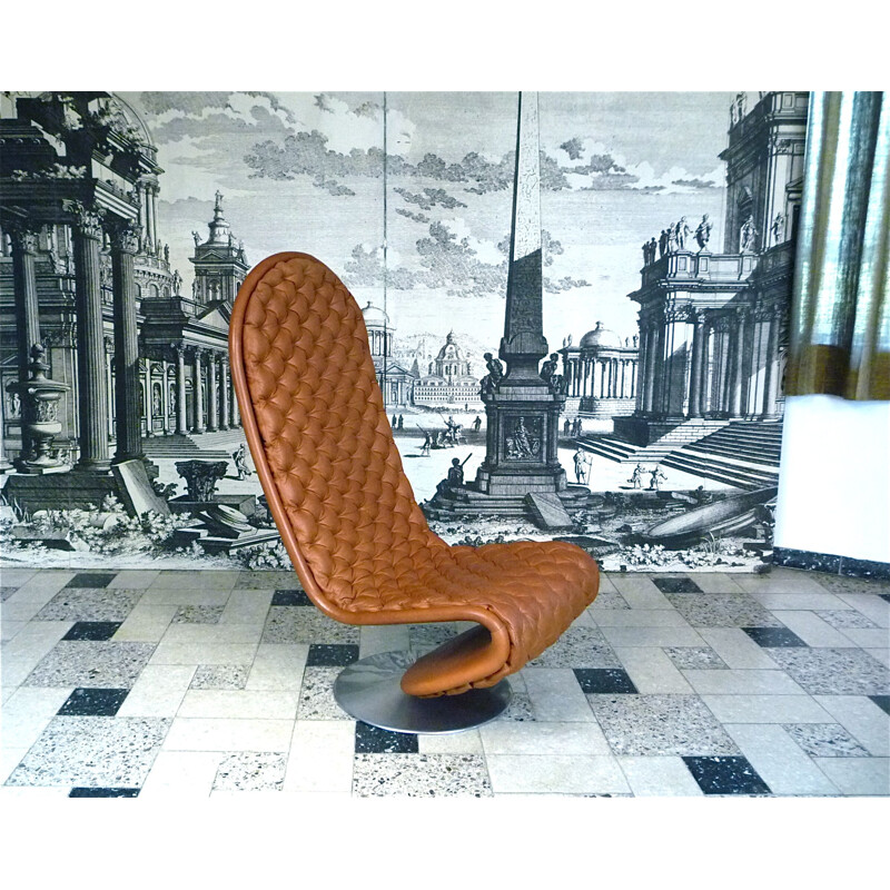 Vintage lounge chair model F De Luxe in tufted leather by Verner Panton for Fritz Hansen