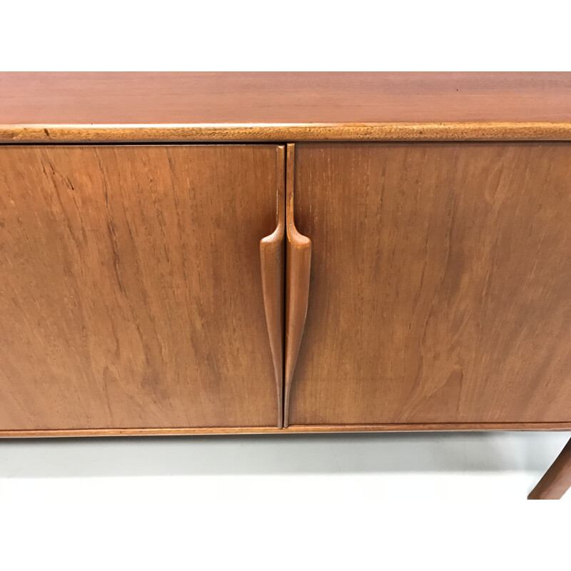 Vintage sideboard in teak Mcintosh