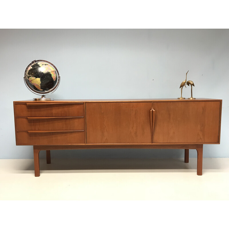 Vintage sideboard in teak Mcintosh