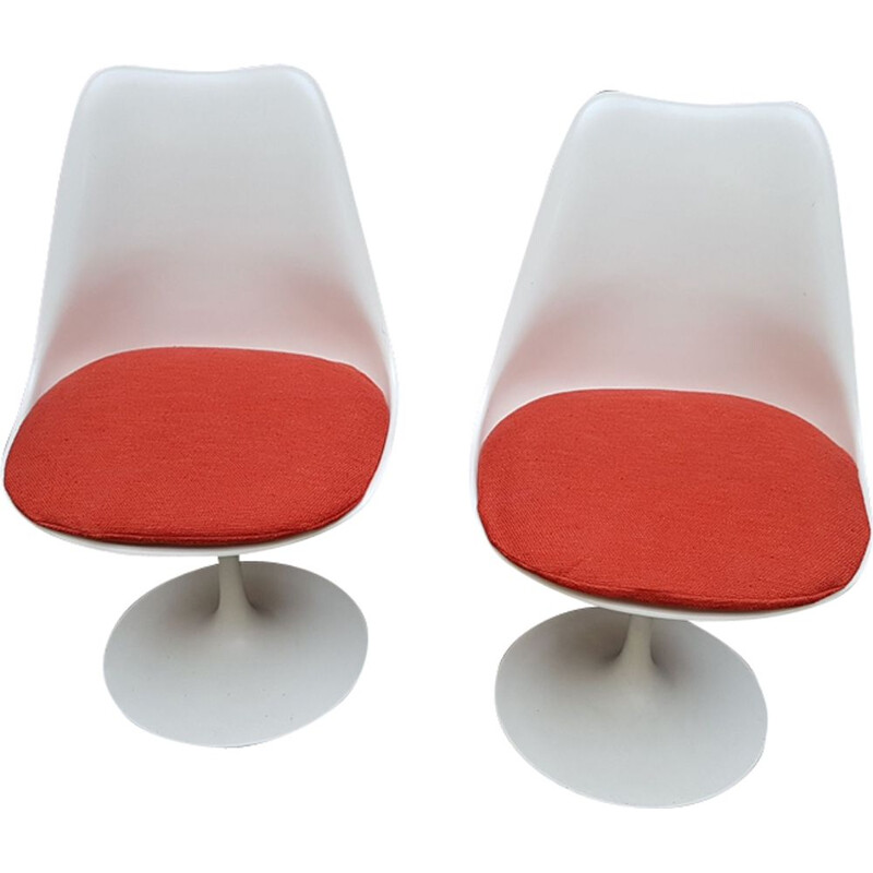 Suite de 2 chaises vintage "Tulipe" par Eero Saarinen pour Knoll International