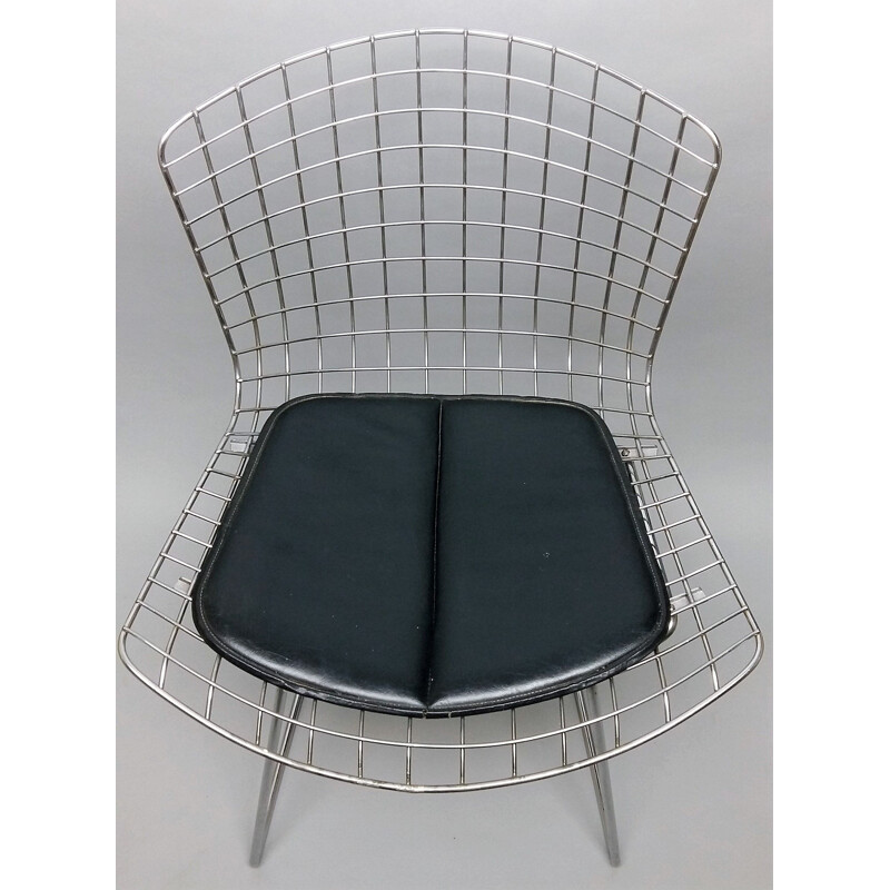 Chaise vintage "420C" en fils d'acier chromés par Harry Bertoia