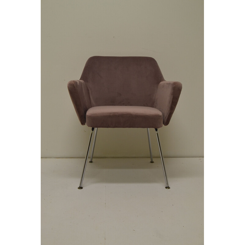 Vintage armchair in pink velvet by Gio Ponti for Arflex