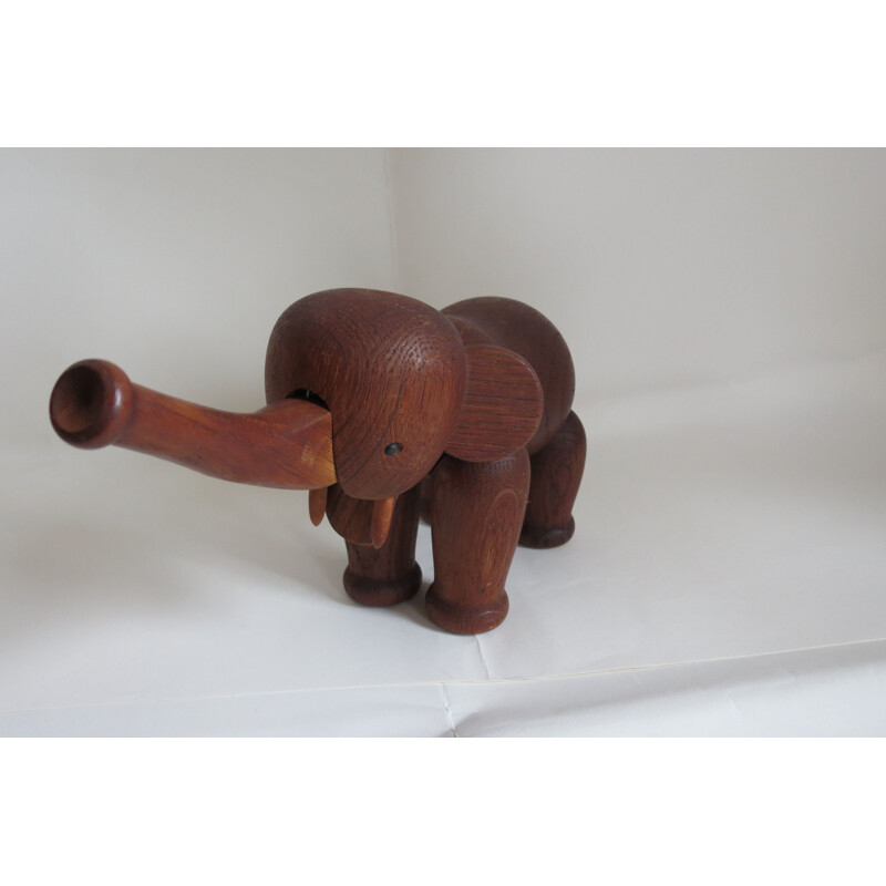 Vintage elephant in oak by Kay Bojesen