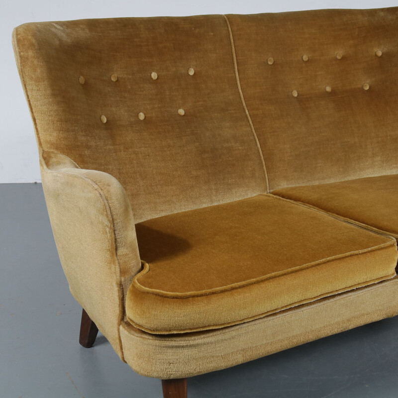 Vintage Dutch 2-seater sofa by Theo Ruth for Artifort