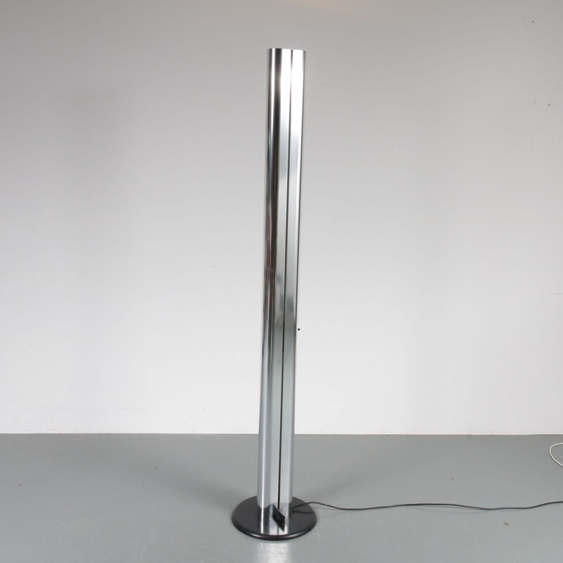 Vintage Italian floor lamp "Megaron" by Gianfranco Frattini