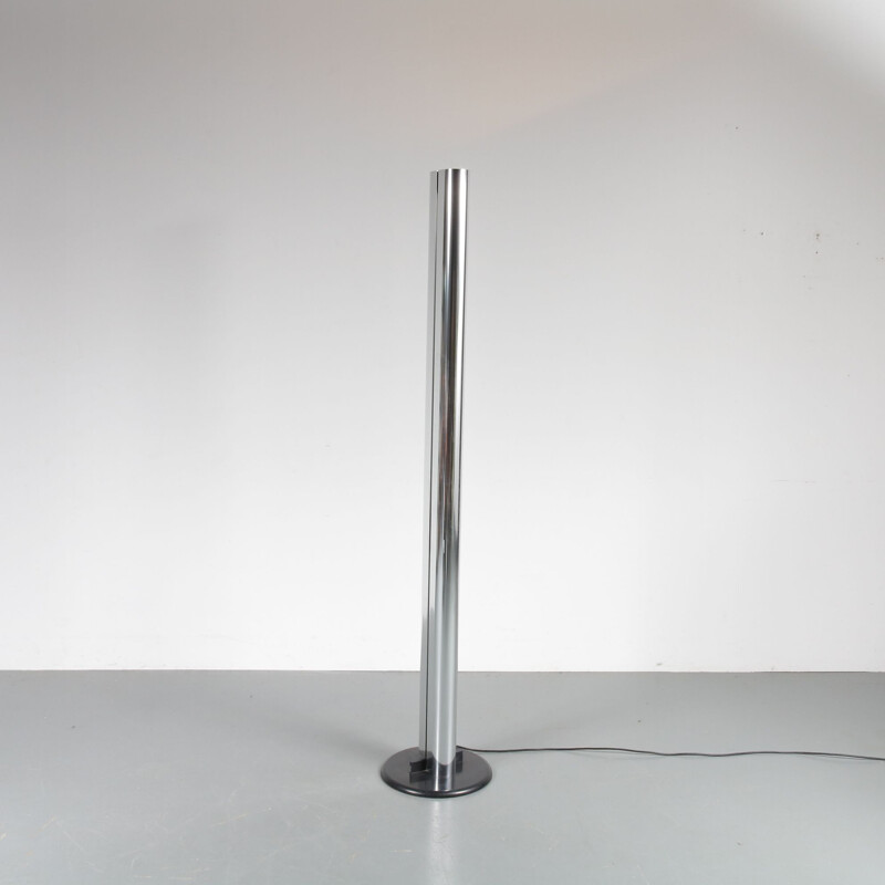 Vintage Italian floor lamp "Megaron" by Gianfranco Frattini