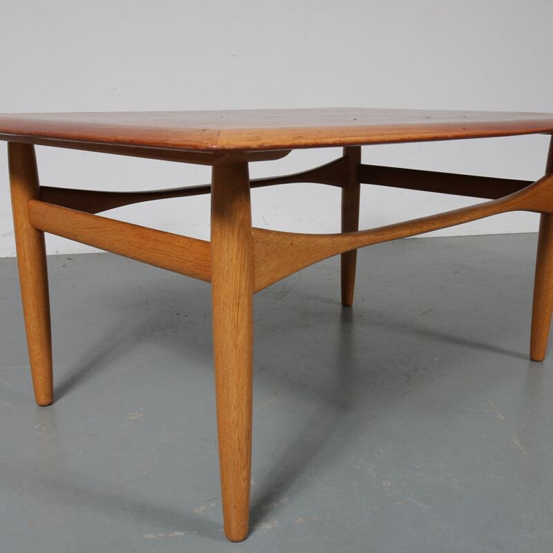 Vintage Dutch coffee table by Aksel Bender Madsen