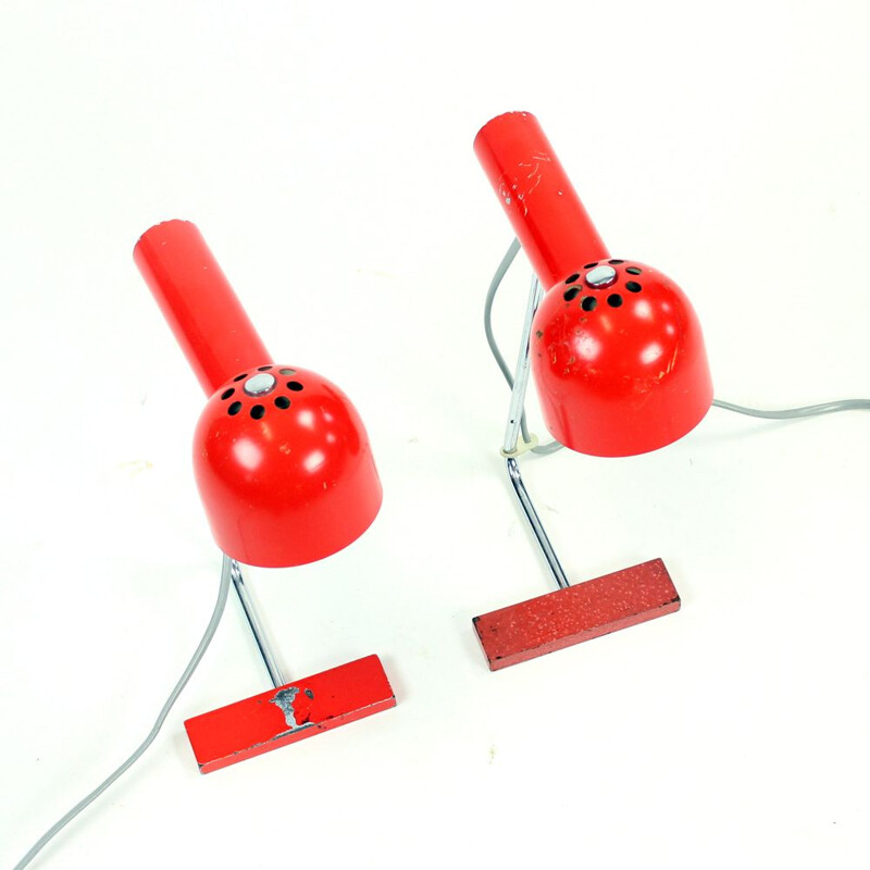 Ein Paar rote Vintage-Lampen aus Metall von Josef Hurka