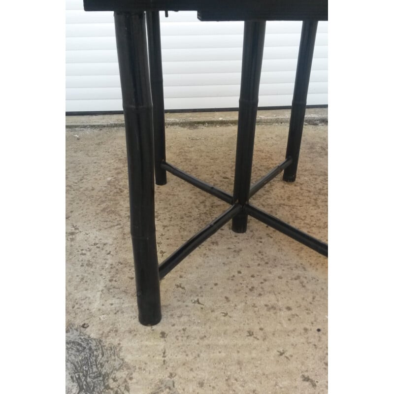 Table noire vintage en bambou