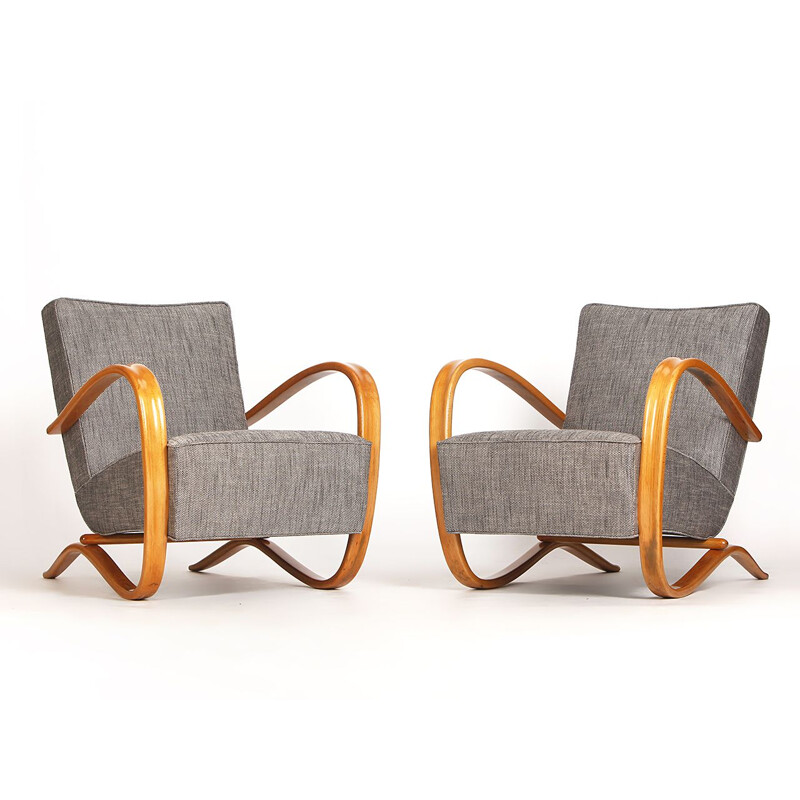 Paire de fauteuils gris par Jindrich Halabala pour UP Zavody