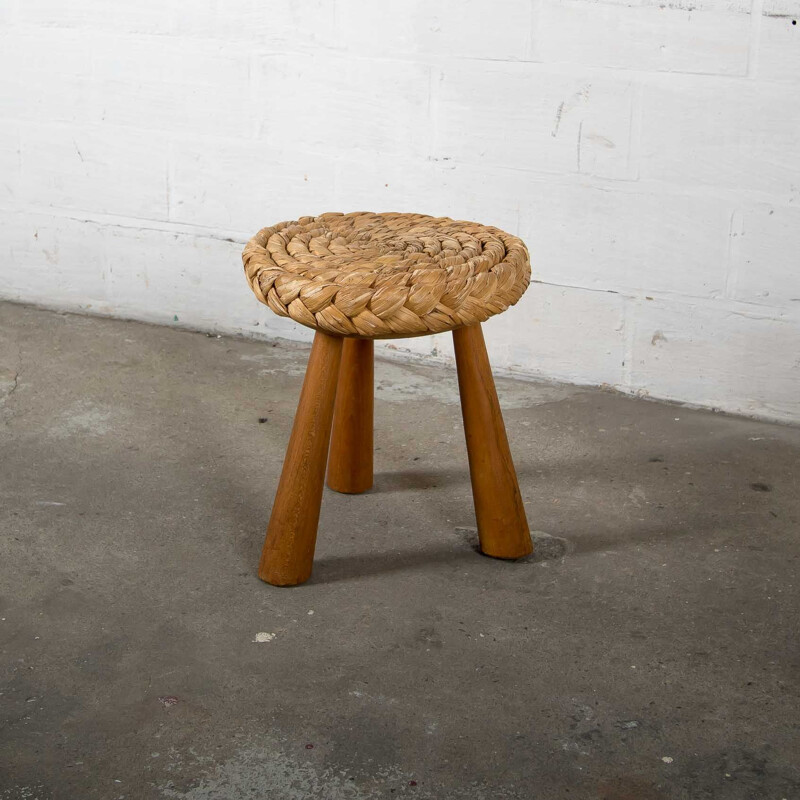 Vintage stool in wicker and wood