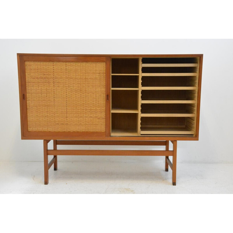 Buffet vintage par Hans Wegner pour Ry Mobler