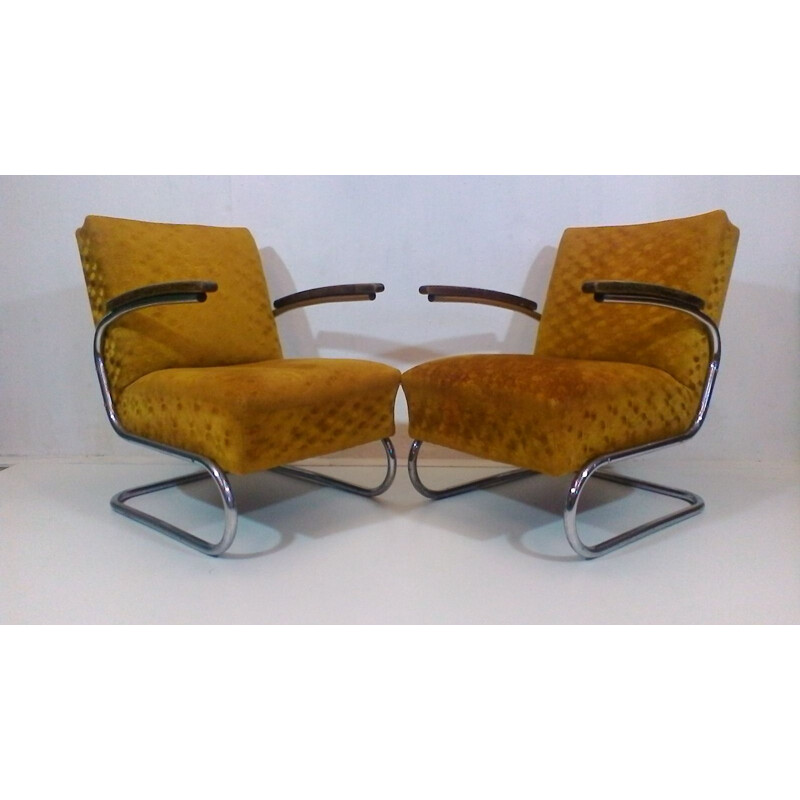 Paar vintage fauteuils van Jindřich Halabal, Tsjechië