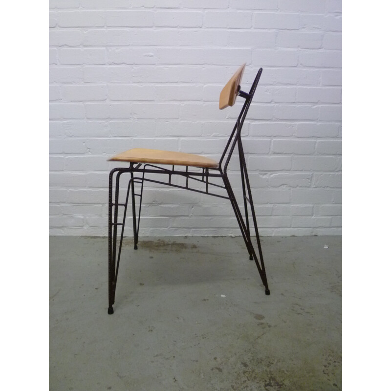 Chaise industrielle à repas en bois laminé et acier, Jan STIGT - 1990