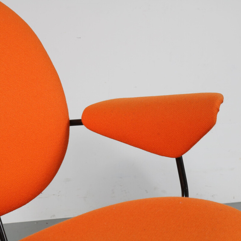 Vintage orange chair by Willem Hendrik GISPEN