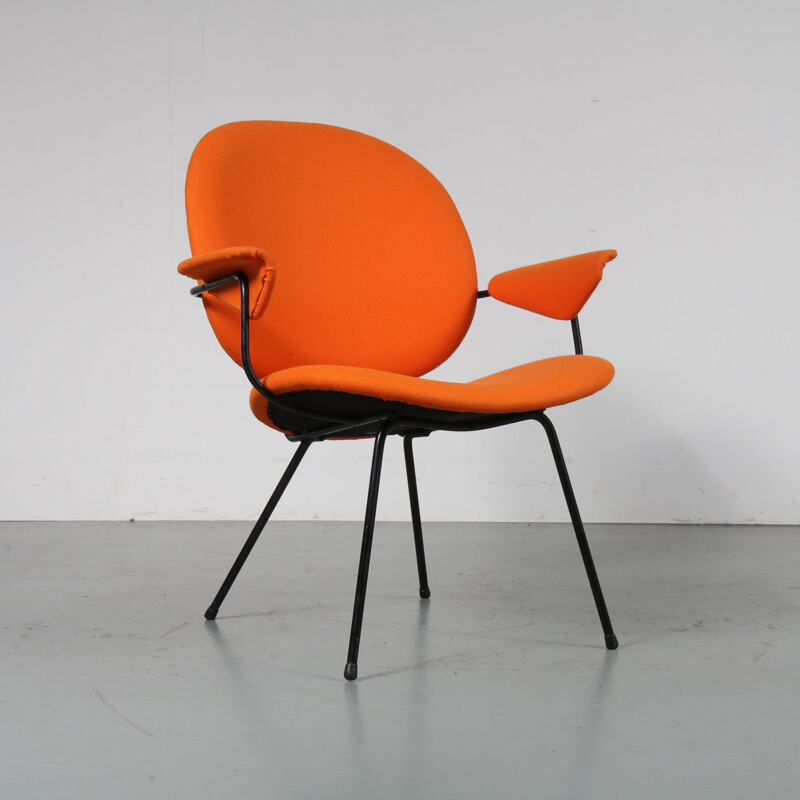 Vintage orange chair by Willem Hendrik GISPEN