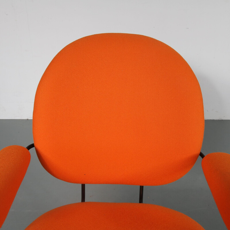 Vintage orange chair by Willem Hendrik GISPEN