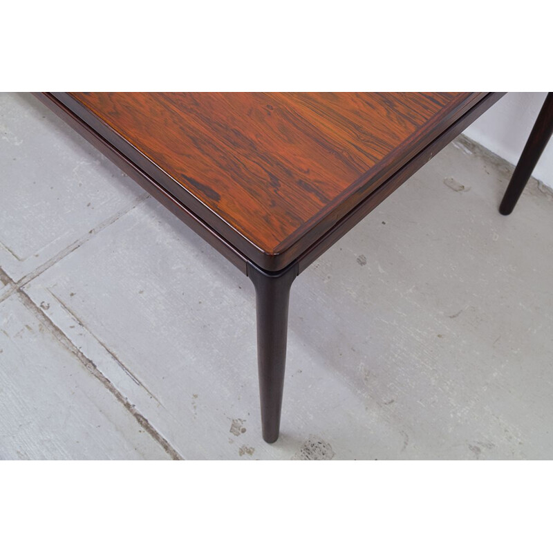 Vintage table in rosewood by Johannes Andersen for Christian Linnebergs Möbelfabrik 